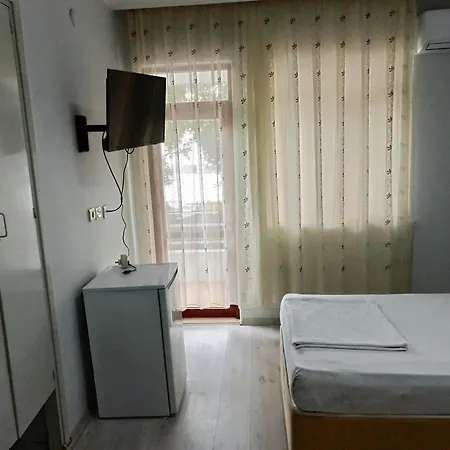 Hotel Begumhan *