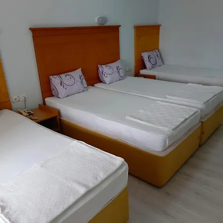 Hotel Begumhan *